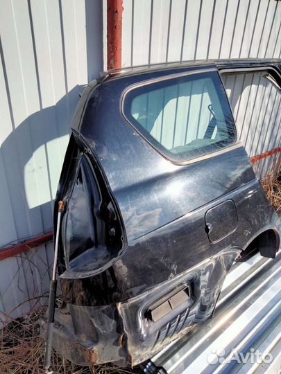 Четверть задняя правая Приора универсал