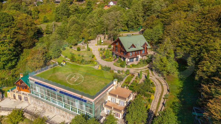 Гостиница, 600 м²