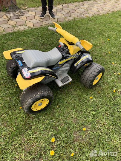 Детский квадроцикл peg perego