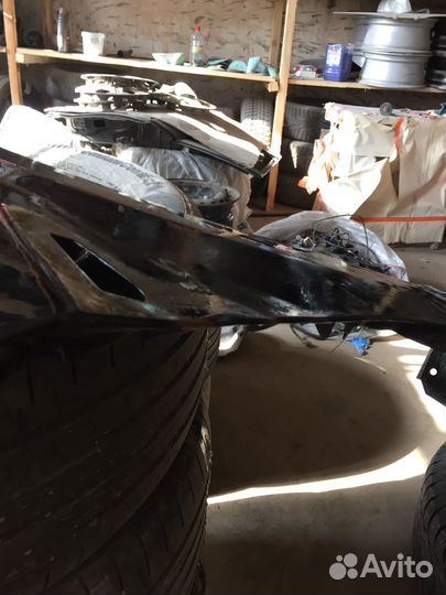 Переднее правое крыло на hyundai solaris 1