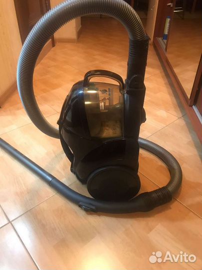 Пылесоc LG