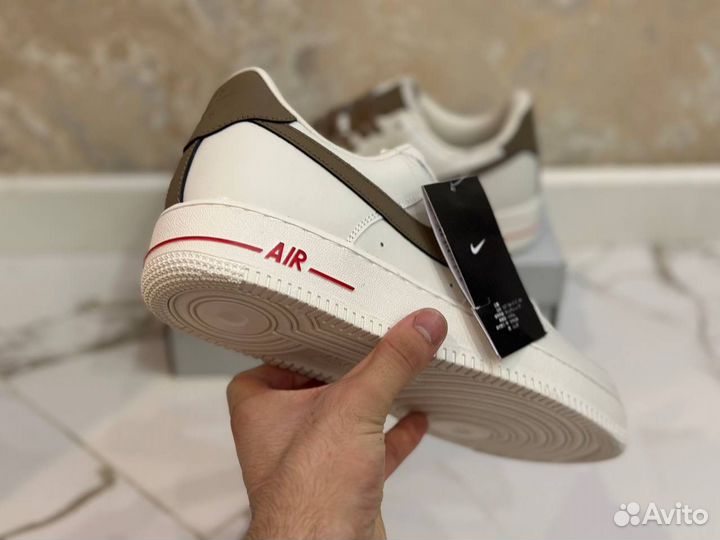 Кроссовки Nike Air Force белые