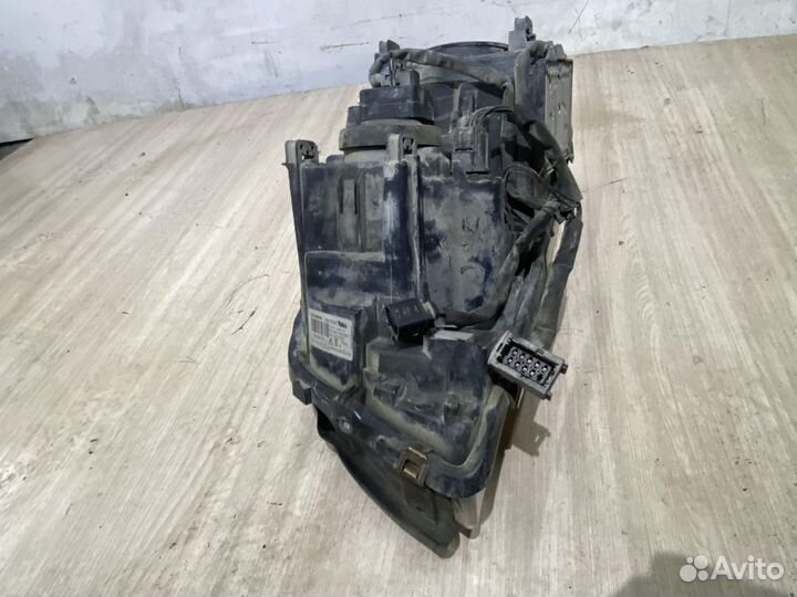 Фара правая Volvo XC90 I (2002—2006) c91 B6294T