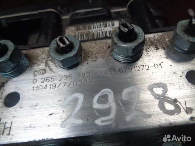 Блок управления тормозами/насос ABS BMW X1