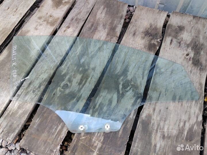 Стекло двери передней правой Hyundai solaris 1