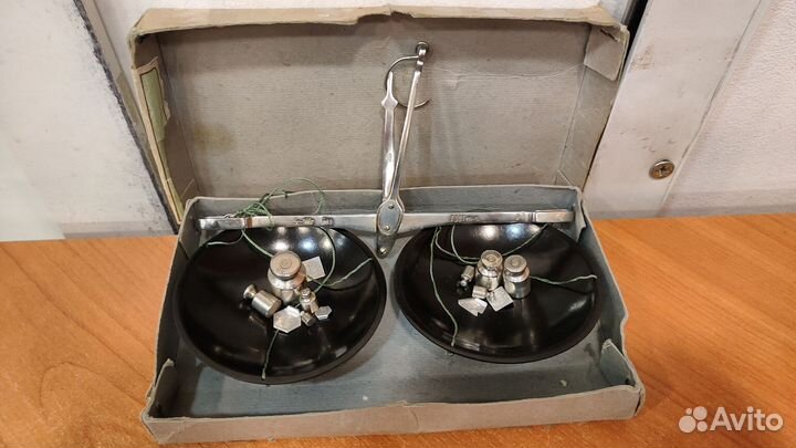 Коллекция:Веcы равноплечие вр-100, Комплекты гирь