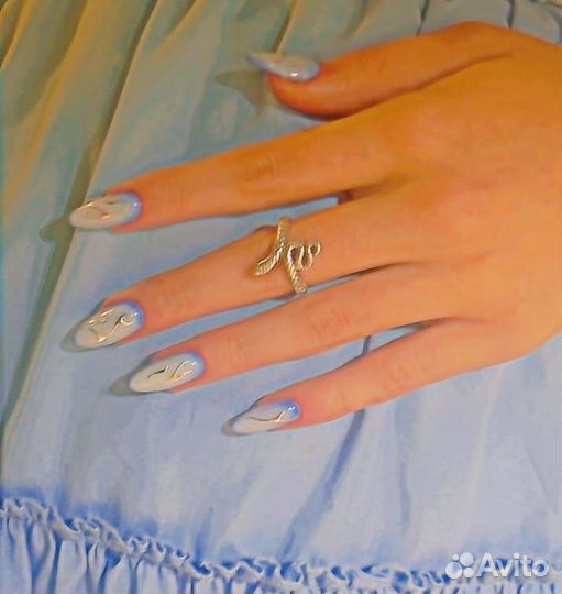 Мастер маникюра