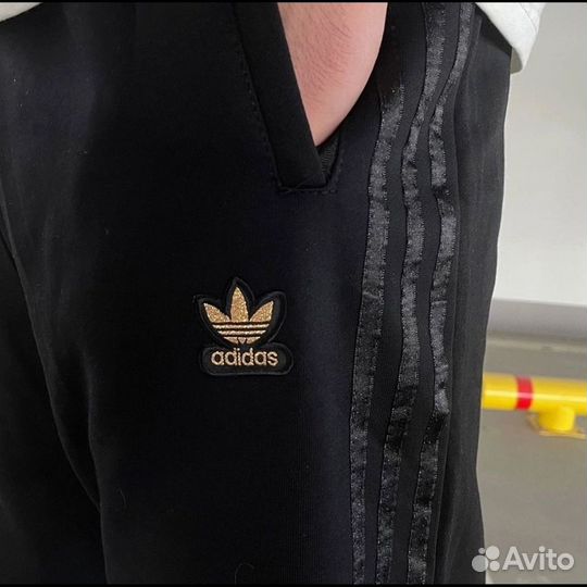 Спортивные штаны adidas