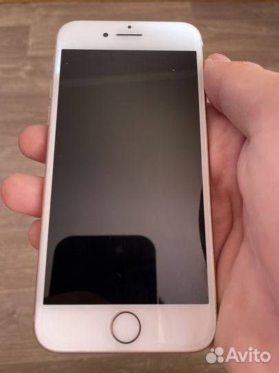 iPhone 8, 64 ГБ