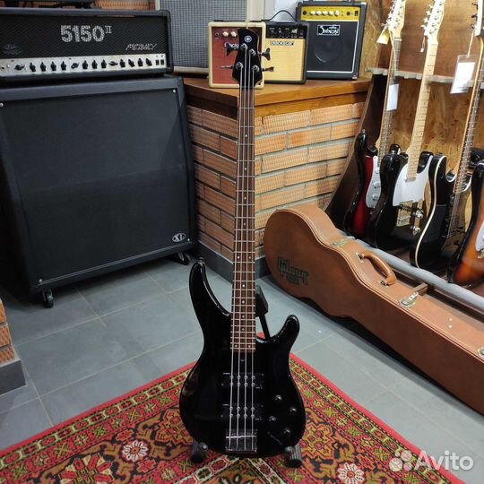 Бас-гитара Yamaha trbx304 HH Black Indonesia 2010