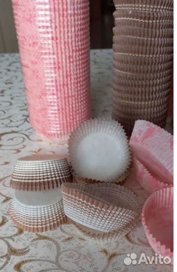 Бумажная форма для выпечки кексов и маффинов