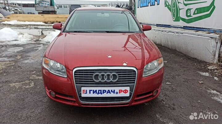 Накладка стояночного тормоза Audi A4 8E0863276B. С