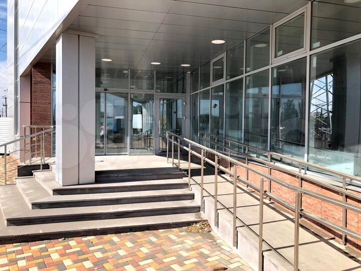 Торговая площадь 360 м² с разгрузкой фур