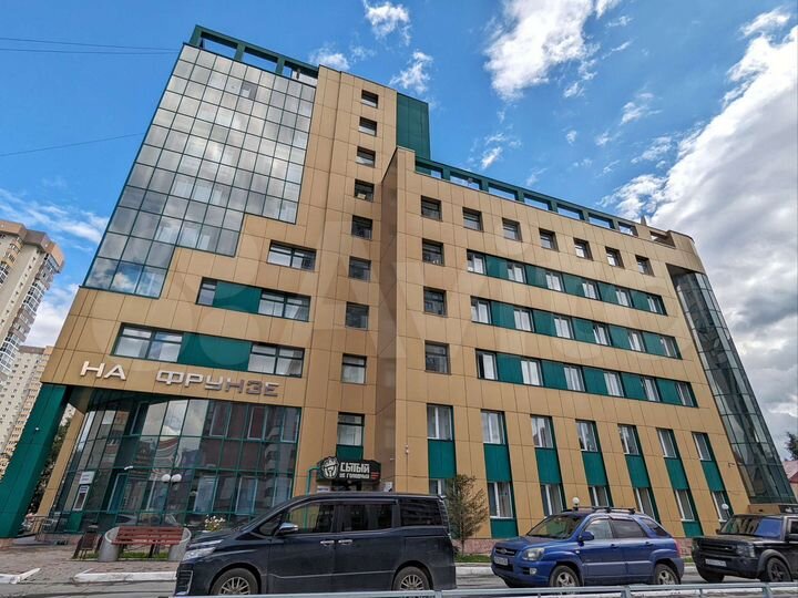 1-й этаж, отдельный вход, кабинеты, 296.8 м²