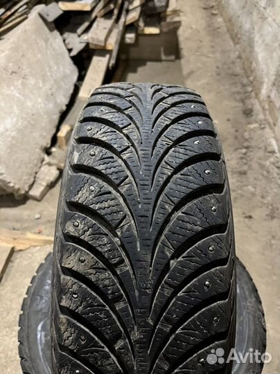 Sava Eskimo Stud 185/65 R15 88T