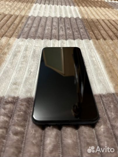 Honor 10i