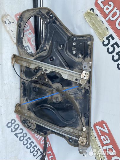 Infiniti M37,M25,Q70 Стеклоподъемник