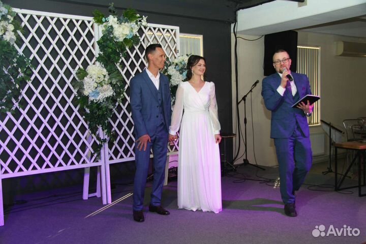 Поющий ведущий