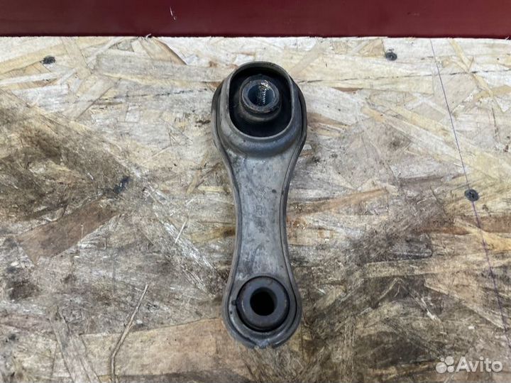 Опора двигателя Renault Duster