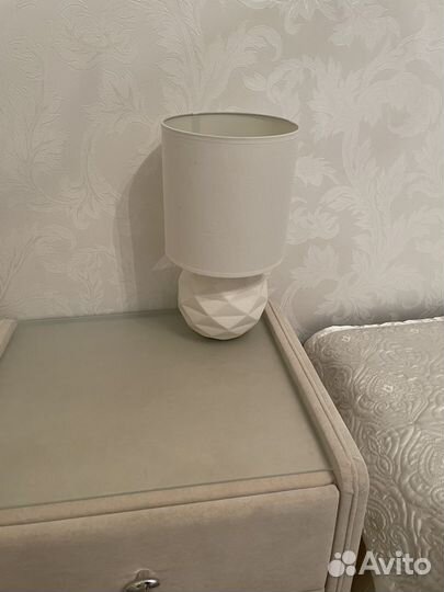 Лампа прикроватная