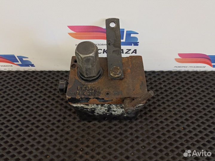 85417236044 Насос подъема кабины