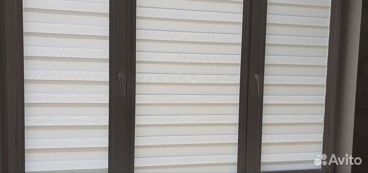 Жалюзи рулонные шторы день ночь