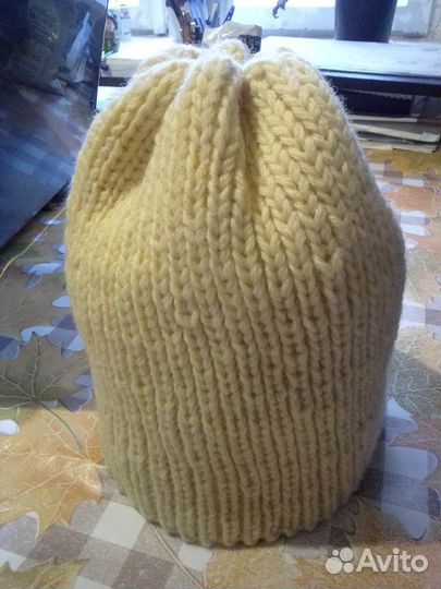Новая шапка из натуральной шерсти