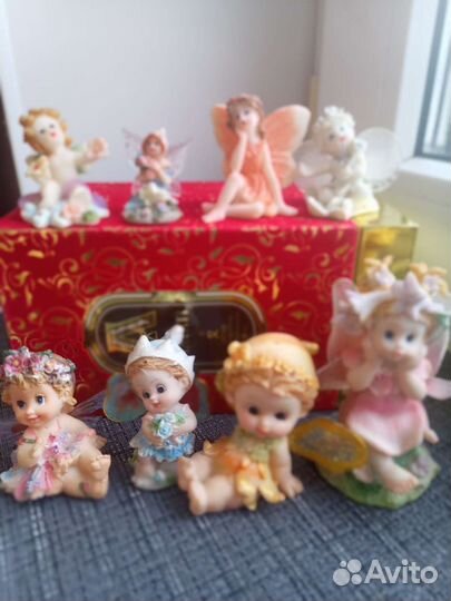 Статуэтки, фигурки