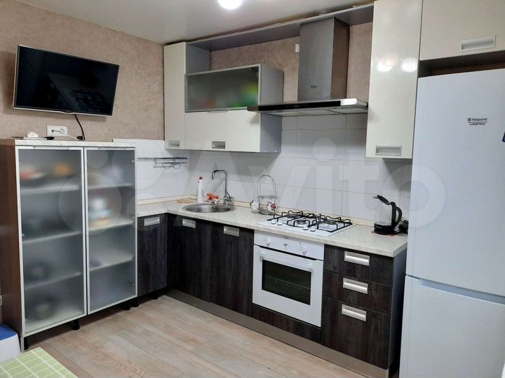 2-к. квартира, 65 м², 9/10 эт.