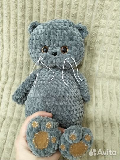 Кот басик вязанный