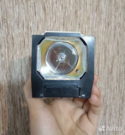 Лампа для проектора VLT-X300LP новая