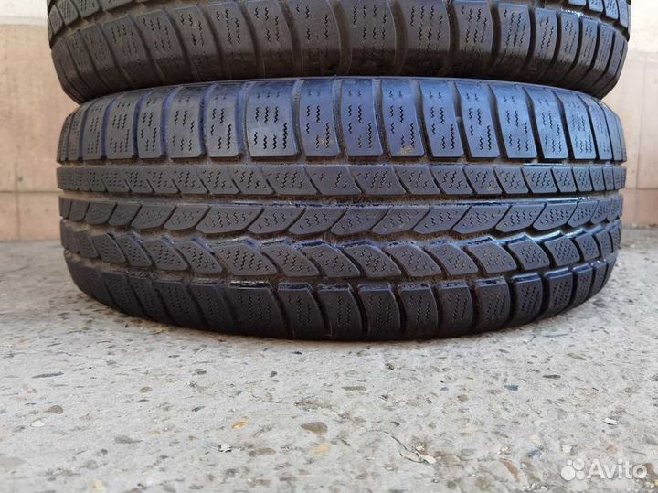 Continental ContiIceContact 4x4 215/60 R17 96H