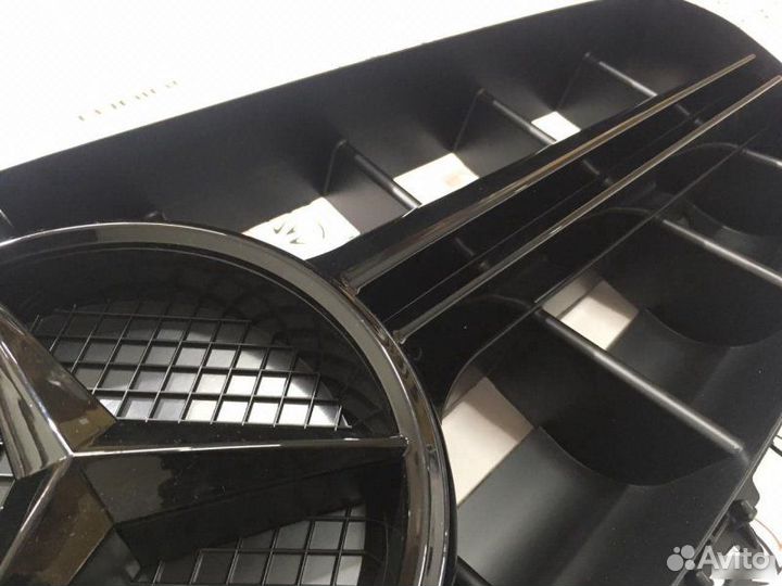 Решетка Mercedes e class w213 в стиле 63s Black