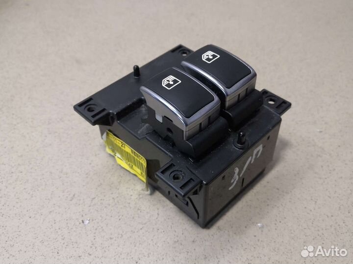 Hyundai Equus Кнопка стеклоподъёмника