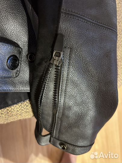 Мотокуртка shift