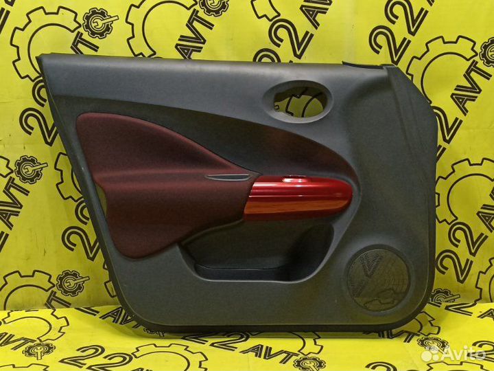 Обшивки дверей комплект Nissan Juke YF15 HR15DE