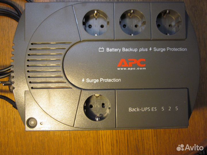 Бесперебойный блок питания 600 VA для комьпъюэтэра