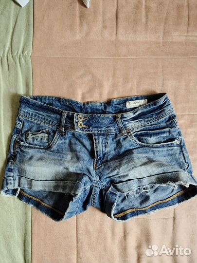 Шорты женские