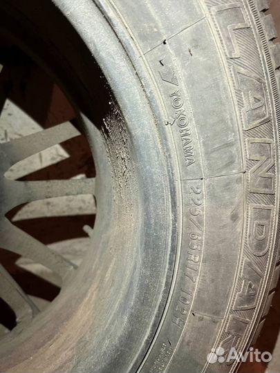 Колеса в сборе 225/65 R17 летние Yokohama