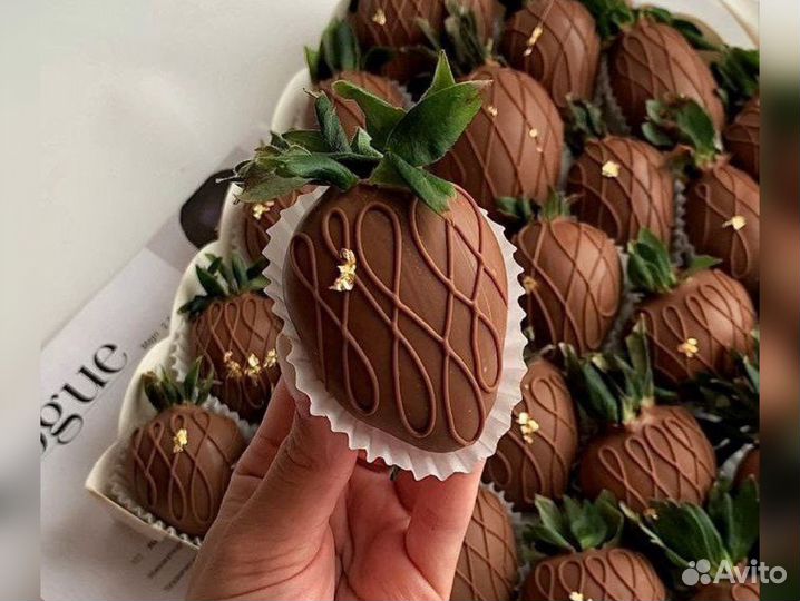 Клубника в шоколаде, шоколад, ягоды в шоколаде