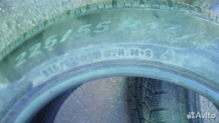 Pirelli Winter Sottozero 210 225/55 R17