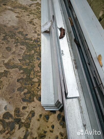 Уголок оцинкованный