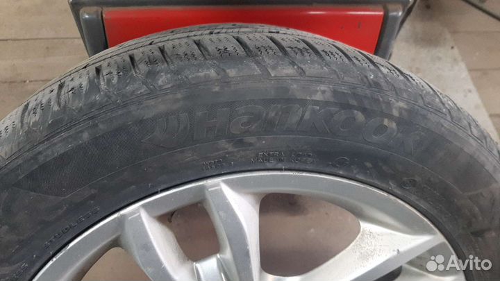 Hankook I Cept W605 225/55 R17 101V