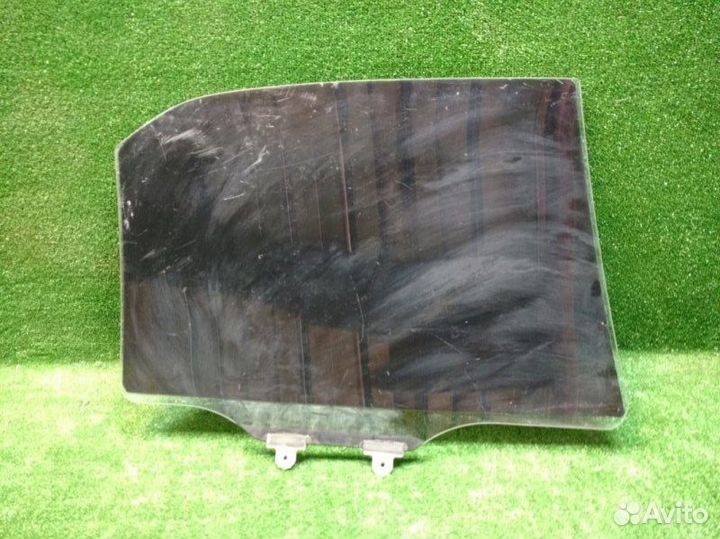 Стекло двери заднее левое Mitsubishi Lancer 9
