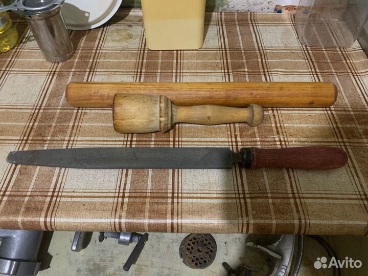 Детали для мясорубки, закрутка, точилка