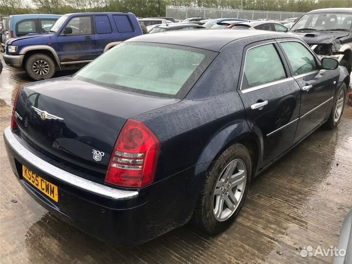 Разбор на запчасти Chrysler 300C 2004-2011