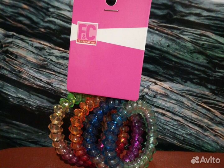 Резинки и крабы для волос