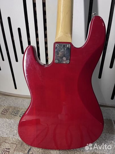 Бас гитара Grass Roots GT68BZ Jazz Bass