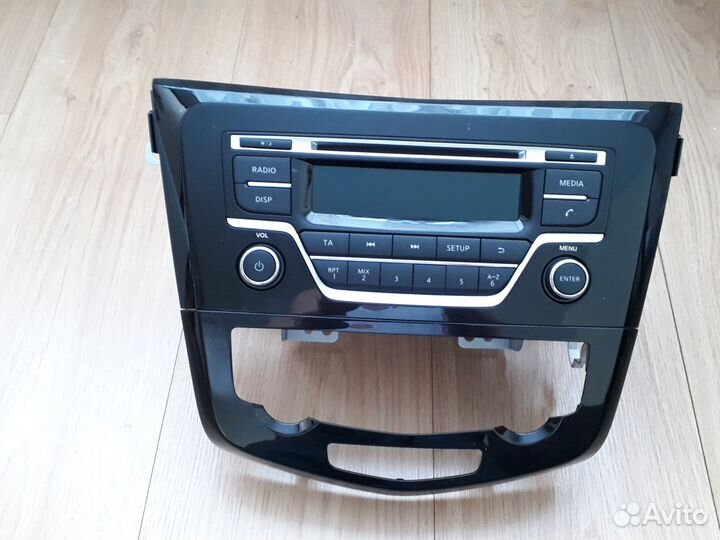 Штатная автомагнитола на Nissan Qashqai 2017