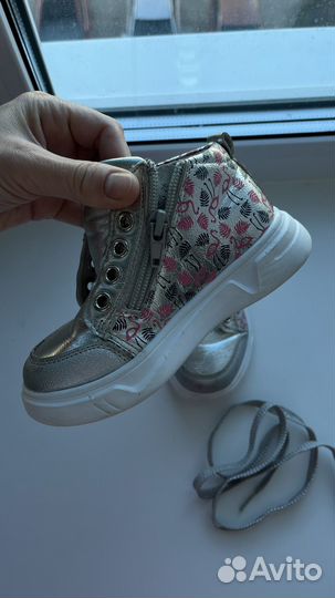 Высокие кеды, кроссовки, ботинки 26 размер